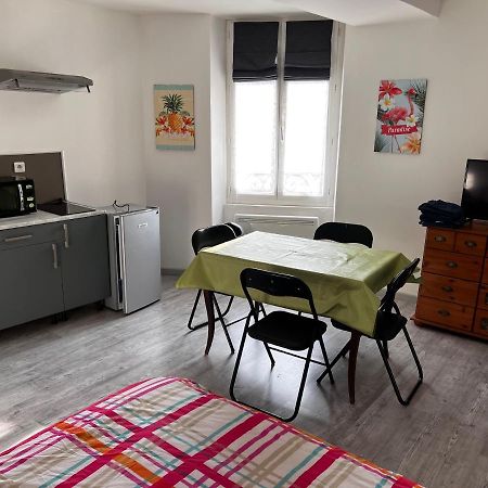 F2 Gatinais Appartement Pithiviers Buitenkant foto