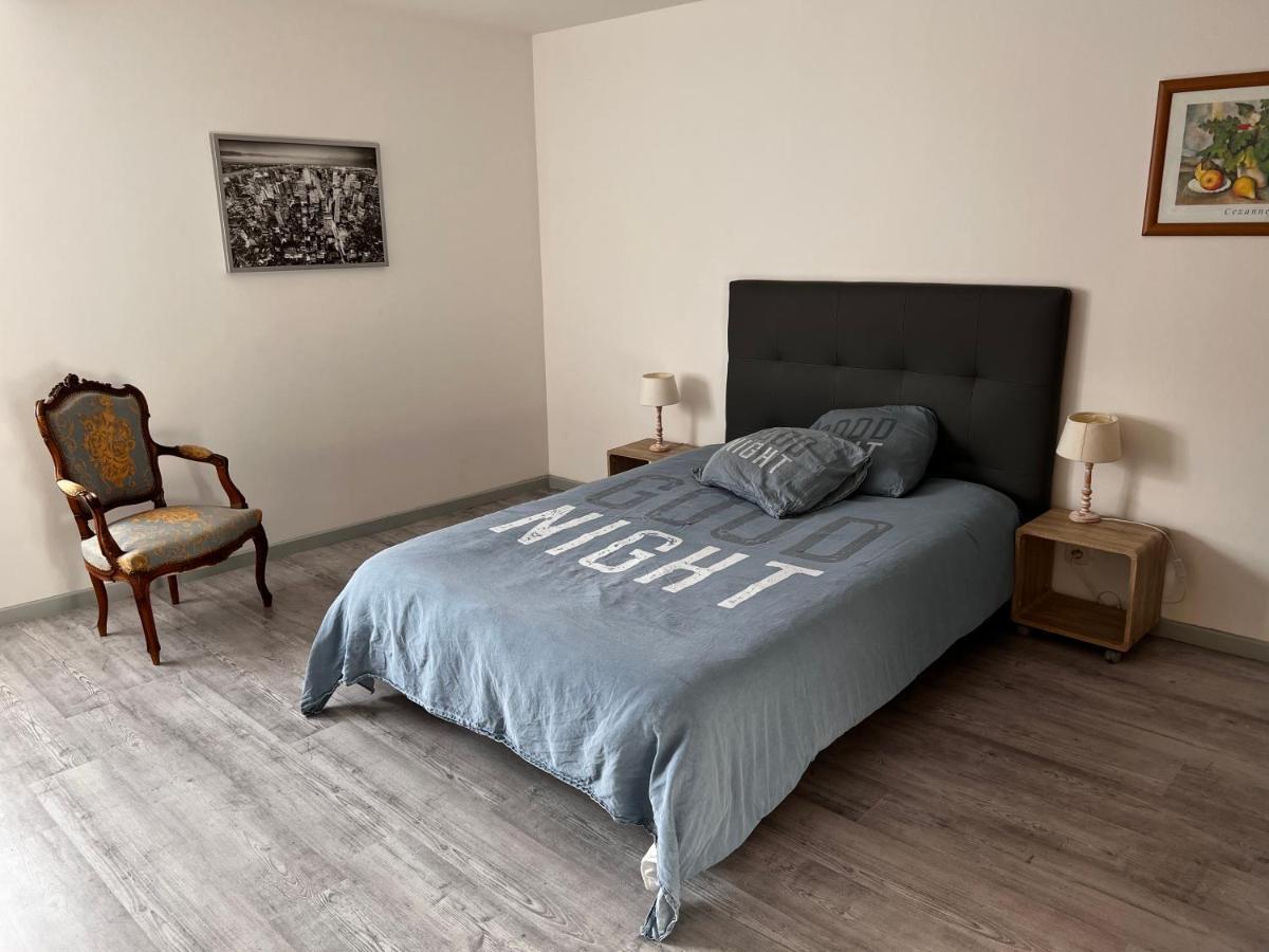 F2 Gatinais Appartement Pithiviers Buitenkant foto