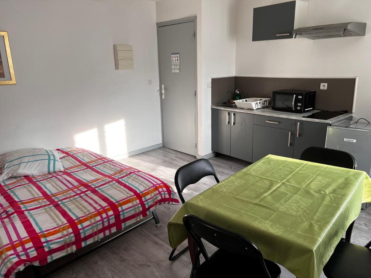 F2 Gatinais Appartement Pithiviers Buitenkant foto